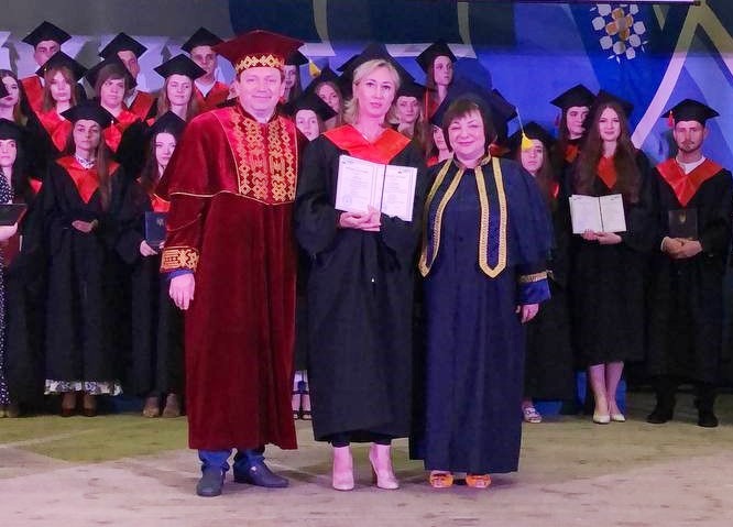 Вручення дипломів